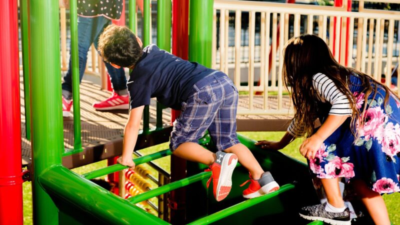 Investing in Playground Sets for Toddlers and Preschoolers: Helping Them Develop Skills and Improve their Health