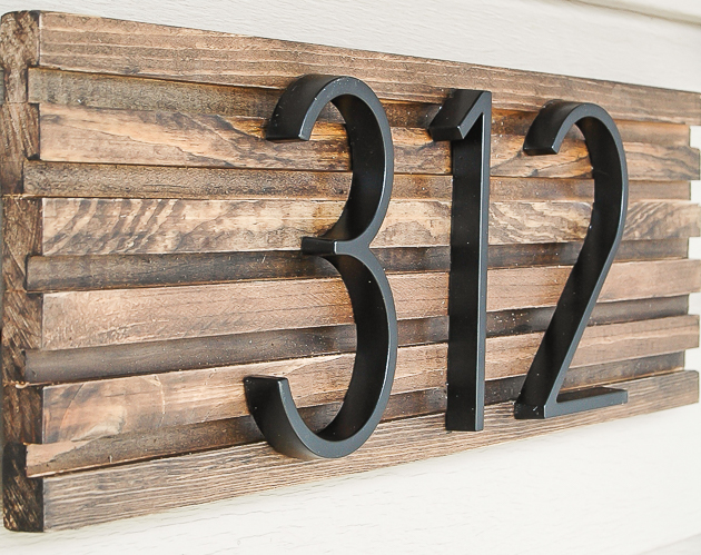 Can You Personalize House Number Signs for Unique Homes?