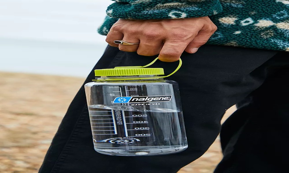 7 ways Nalgene water bottles fit into everyday carry setups