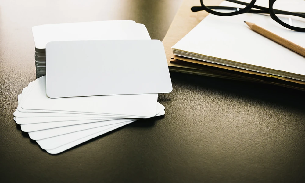 Practical Tips for Finding Reliable Local Card Printing Outlets for Instant Staff Badges